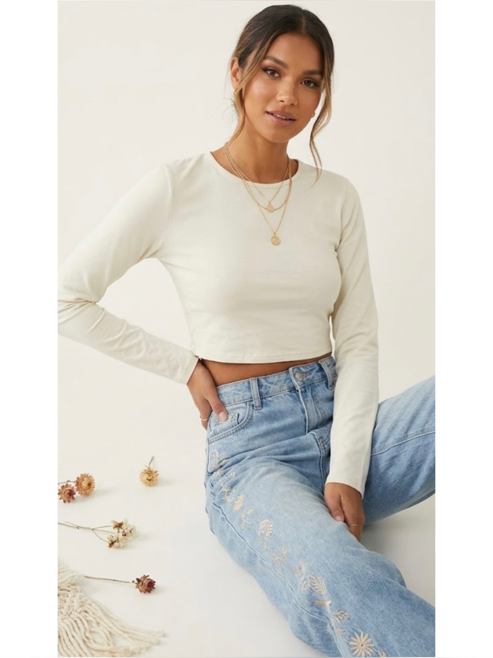 PrettyLittleThing Long Sleeve Crop Top Minimalist Basics